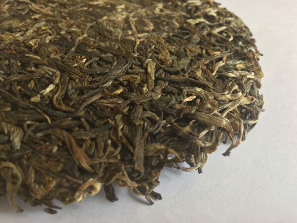 Авторский пуэр c вековых деревьев: "Свежесть весеннего утра"